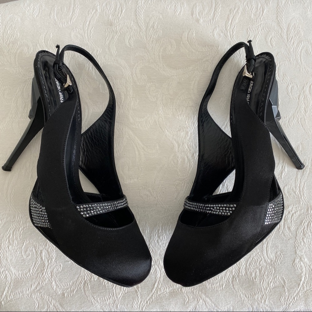 Giorgio Armani satin crystal embellished pumps - Picture 9 of 10